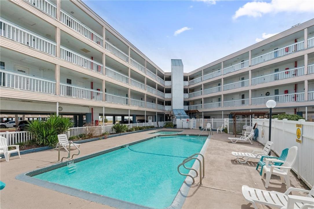 Waterfront North Beach Condo With Beach And Pool Access Corpus Christi Exterior photo
